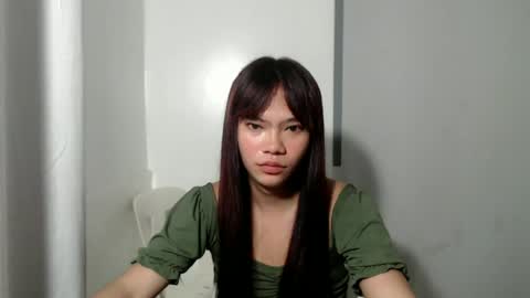 Snapshot of innocent_lover_ziaxx chatting on July 1, 3:23 pm your zia online show from July 1, 3:23 pm