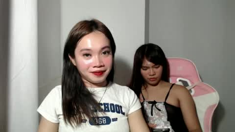 Snapshot of innocent_lover_ziaxx chatting on July 3, 5:47 am your zia online show from July 3, 5:47 am