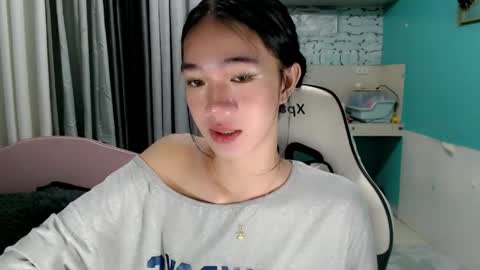 Reign online show from March 26, 6:46 pm