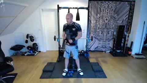 insanemaxxx online show from December 6, 10:38 am