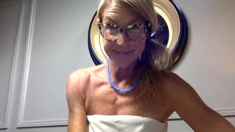 Insatiablekate online show from July 31, 10:42 pm