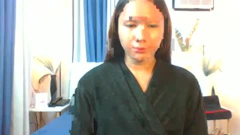 Snapshot of insulting_whoreifica chatting on December 15, 8:36 pm MAXINE online show from December 15, 8:36 pm