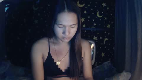 Snapshot of insulting_whoreifica chatting on January 10, 4:01 am MAXINE online show from January 10, 4:01 am