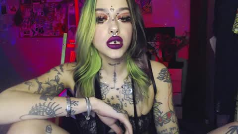 Insunnity666 online show from January 28, 8:04 pm