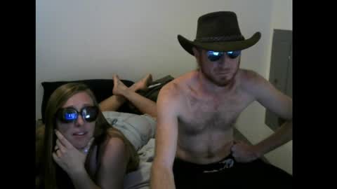 Snapshot of intcouple24 chatting on September 13, 6:02 am intcouple24 online show from September 13, 6:02 am