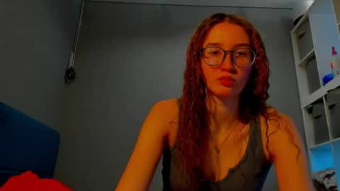 Snapshot of internetsexplorer chatting on April 10, 10:53 am Bernadette Join online show from April 10, 10:53 am