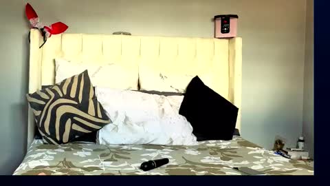 Snapshot of interracialcouplefm chatting on February 22, 9:52 am interracialcouplefm online show from February 22, 9:52 am