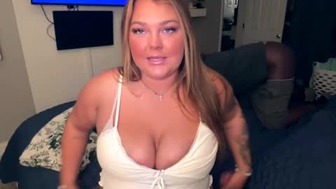 interracialfun379687 online show from April 28, 3:22 am