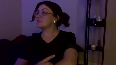 Snapshot of intothewoodswego chatting on May 29, 1:03 am IntoTheWoodsWeGo online show from May 29, 1:03 am