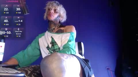 Snapshot of irezumi_bari chatting on March 8, 8:01 pm irezumi_bari online show from March 8, 8:01 pm