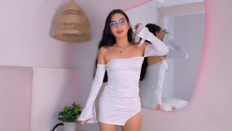 Iria online show from May 24, 2:00 pm