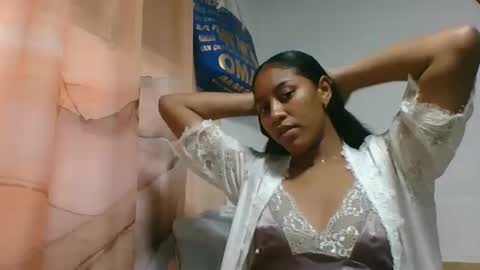 iriella2908 online show from October 22, 7:02 pm