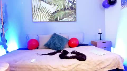 Snapshot of iriis_rosse chatting on October 28, 5:48 pm Iris Rosse online show from October 28, 5:48 pm