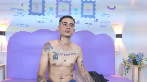 Snapshot of irina_and_max chatting on March 8, 6:12 pm irina_and_max online show from March 8, 6:12 pm