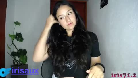 Snapshot of iris712 chatting on January 17, 3:55 am iris712 online show from January 17, 3:55 am