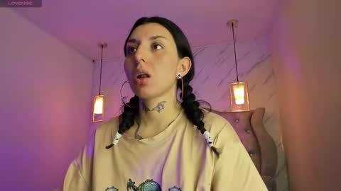 iris_77 online show from December 16, 5:51 pm