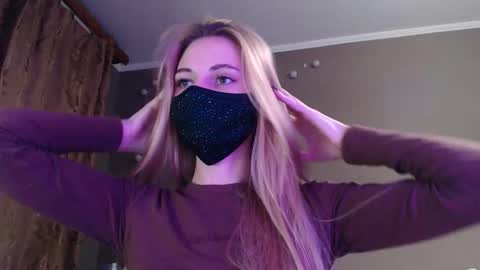 Lily online show from October 29, 3:47 pm