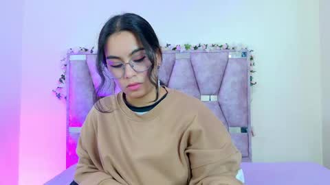 Iris online show from April 15, 8:09 pm