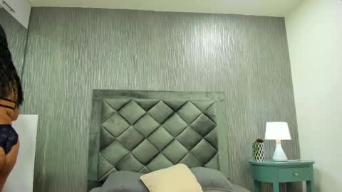 Snapshot of iris_mazza chatting on May 26, 3:35 am iris_mazza online show from May 26, 3:35 am
