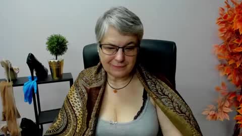 I R I S online show from January 29, 7:57 am