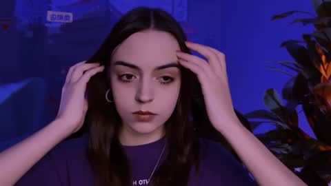 Iris online show from December 11, 1:06 pm