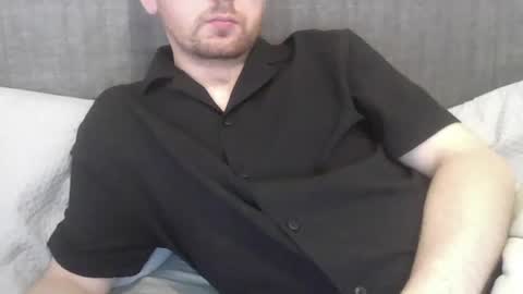 irishhighness95 online show from June 30, 8:37 am