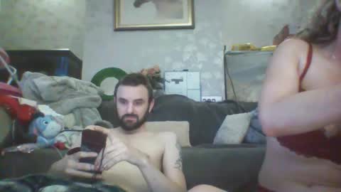 Snapshot of irishxbrit chatting on January 19, 11:43 pm irishxbrit online show from January 19, 11:43 pm