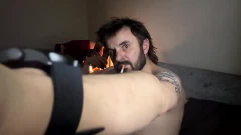 Snapshot of irishxbrit chatting on April 8, 2:55 am irishxbrit online show from April 8, 2:55 am