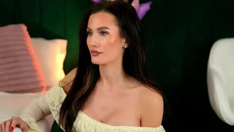 Maria online show from November 5, 10:32 pm