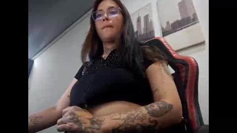 Snapshot of iriss_cardenas chatting on April 18, 9:48 pm iriss_cardenas online show from April 18, 9:48 pm