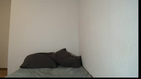 irma_b2004 online show from February 2, 10:41 pm