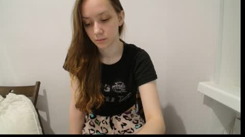irma_b2004 online show from April 23, 9:39 pm
