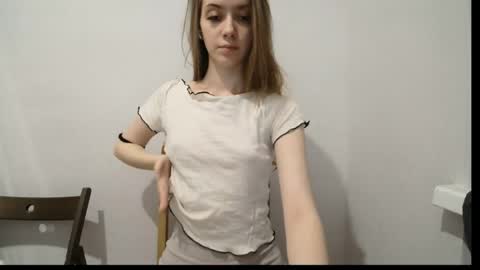 irma_b2004 online show from May 10, 7:41 pm