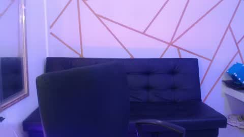 isa__rodriguez online show from June 24, 9:47 pm