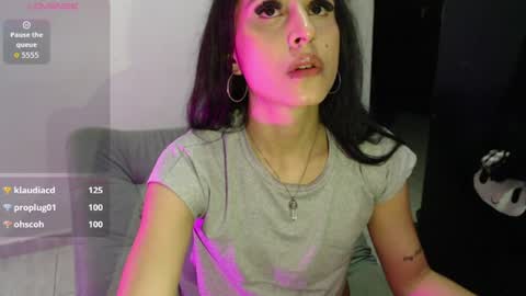 Isabella Hall online show from July 7, 6:47 am