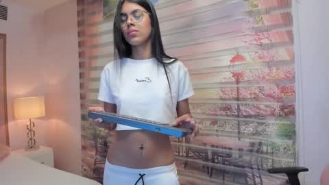    online show from October 15, 4:01 am