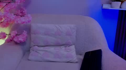    online show from November 23, 4:12 am