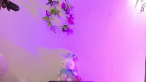 Isabella        online show from April 6, 11:05 pm