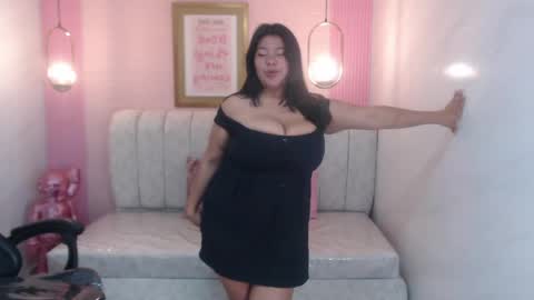 Isa  online show from May 6, 2:22 pm