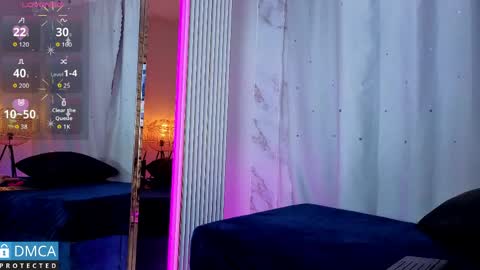 Snapshot of isa_sweet1_ chatting on May 26, 11:06 am Isa online show from May 26, 11:06 am