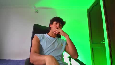 Snapshot of isaac__efx chatting on September 29, 8:02 pm isaac online show from September 29, 8:02 pm