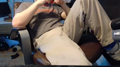 isaac online show from December 27, 11:21 pm