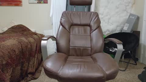 isaac online show from October 9, 5:33 pm