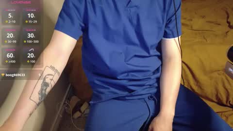 isaac online show from November 30, 9:19 pm