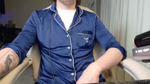 isaac online show from May 23, 2:54 pm