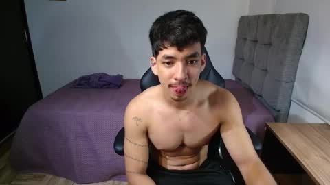 muscle isaac online show from May 5, 10:18 pm