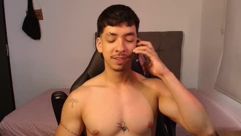 muscle isaac online show from May 23, 9:41 pm
