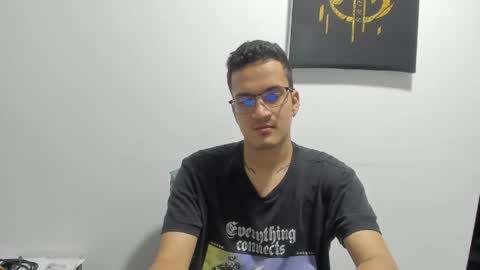 Snapshot of isaac_winter_ chatting on May 16, 5:15 am Isaac online show from May 16, 5:15 am