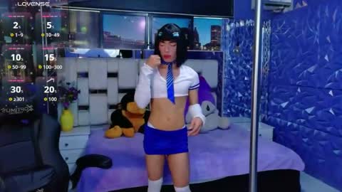Snapshot of isaacnova chatting on May 23, 7:40 pm isaacnova online show from May 23, 7:40 pm
