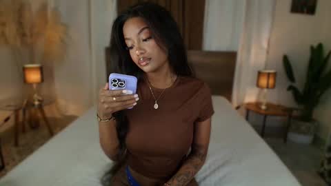 Isaa Coleman online show from February 27, 9:04 pm